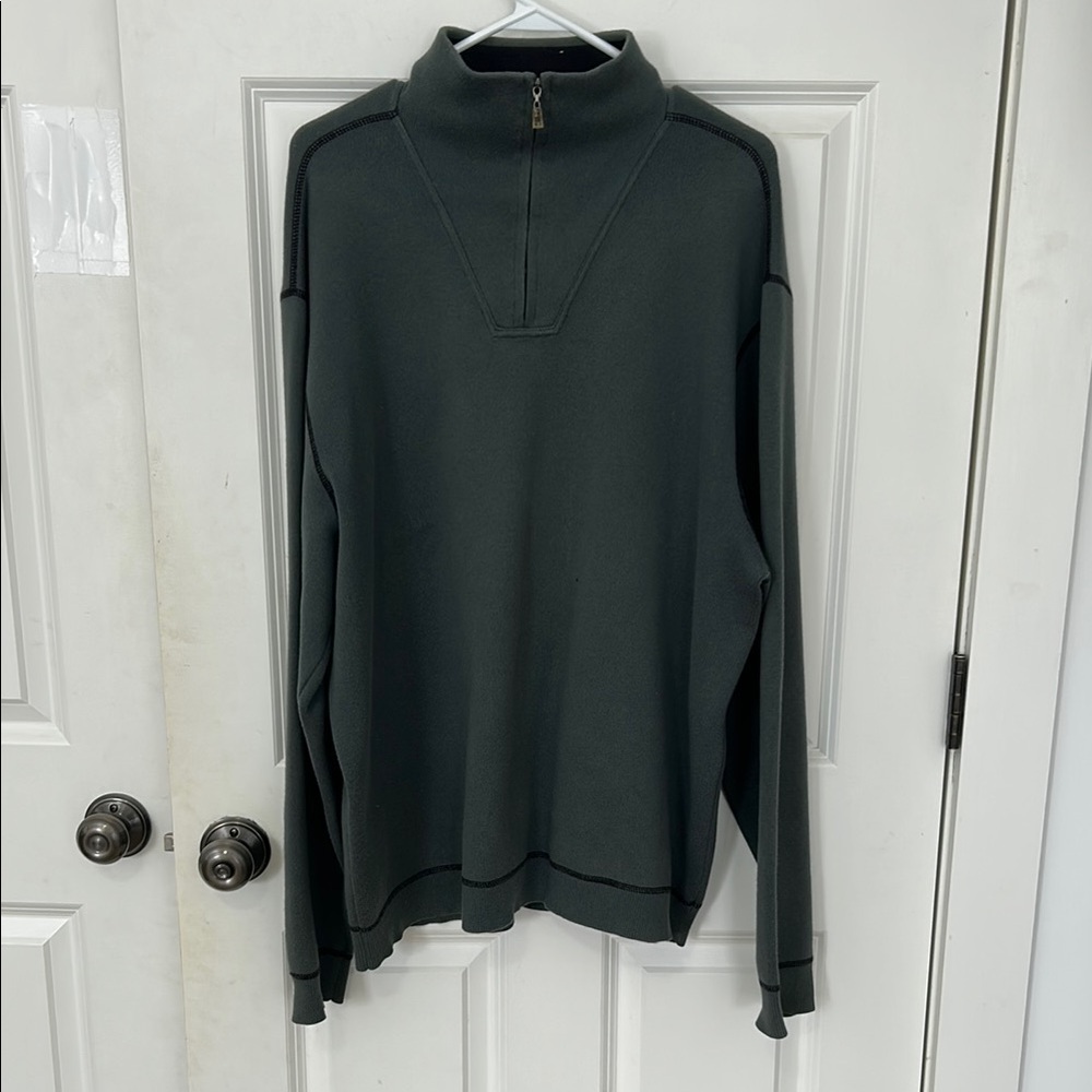 Izod XFG pullover quarter zip size XL olive green